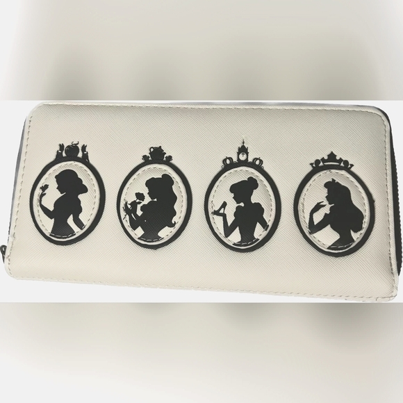 Loungefly x Disney Princess Silhouette Quilted Zip-Around Wallet – NWOT - Picture 3 of 6